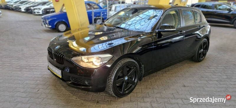 Czarny Używany 2013 BMW 118 Hatchback | 39 900 zł - Obraz 1/3