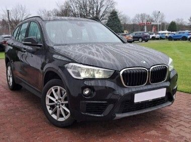 Inny Używany 2017 BMW X1 SUV | 68 800 zł (Super Cena) - Obraz 1/4