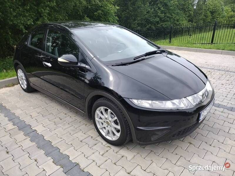 Czarny Używany 2008 Honda Civic Hatchback | 12 900 zł (Dobra cena) - Obraz 1/4