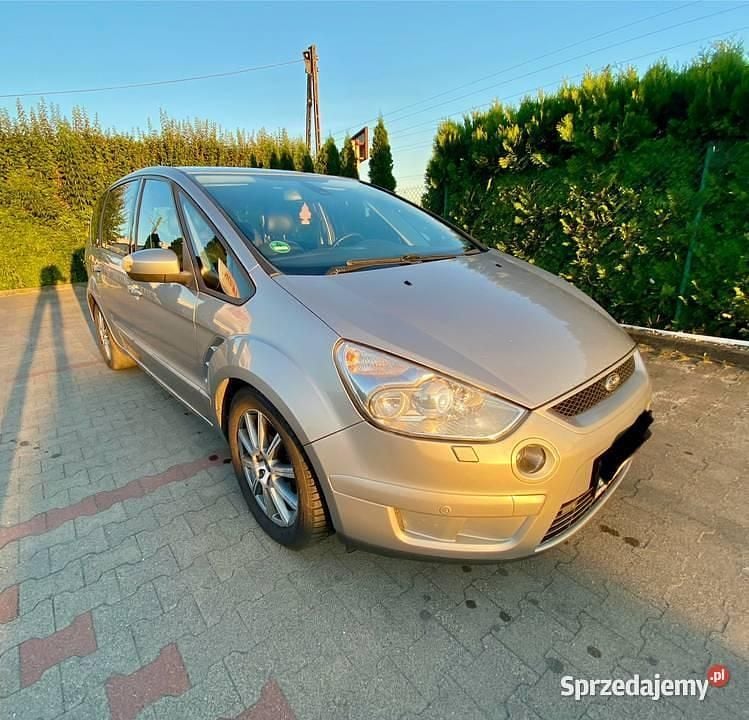 Srebrny Używany 2008 Ford S-MAX Titanium Minivan | 17 000 zł (Uczciwa cena) - Obraz 1/4