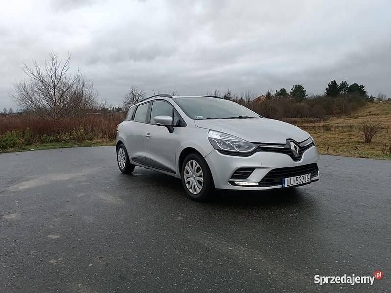 Używany Renault Clio GrandTour 2019 Srebrny Kombi
