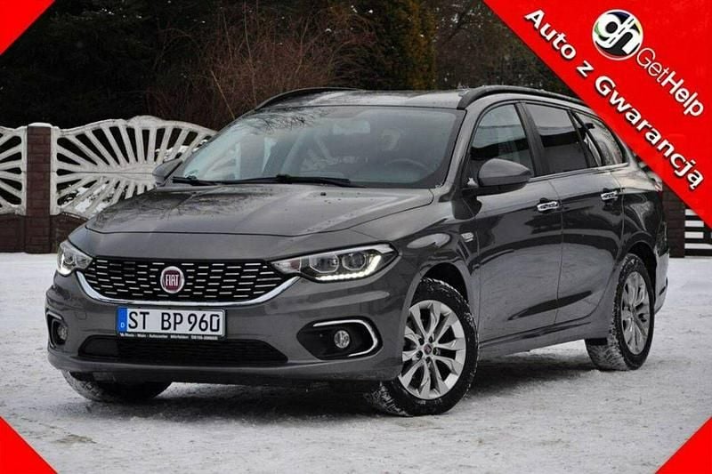 Szary Używany 2020 Fiat Tipo Kombi | 42 900 zł (Uczciwa cena) - Obraz 1/4