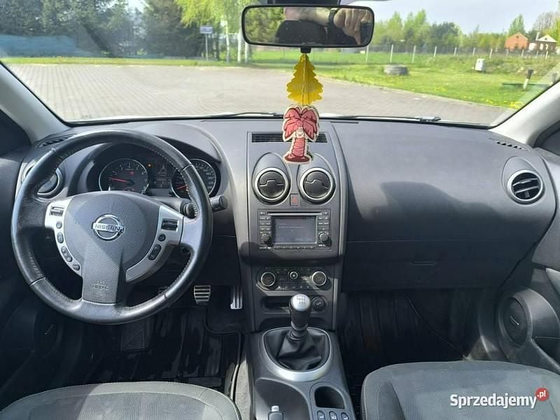 Używany Nissan Qashqai +2 Tekna 141 KM (103 kW) 2011 Biały SUV