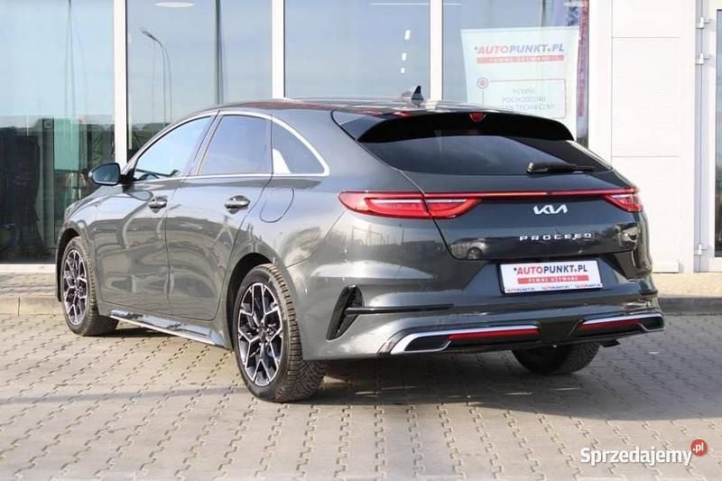 Używany Kia ProCeed 160 KM (117 kW) 2022 Hatchback
