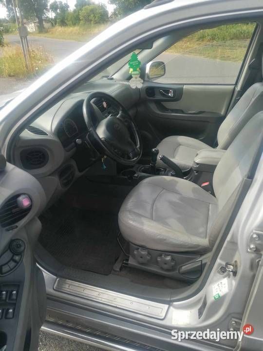 Używany Hyundai Santa Fe 2005 Srebrny SUV