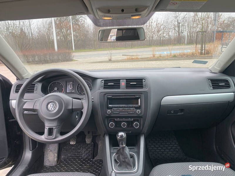 Używany VW Jetta 2013 Czarny Sedan/Limuzyna