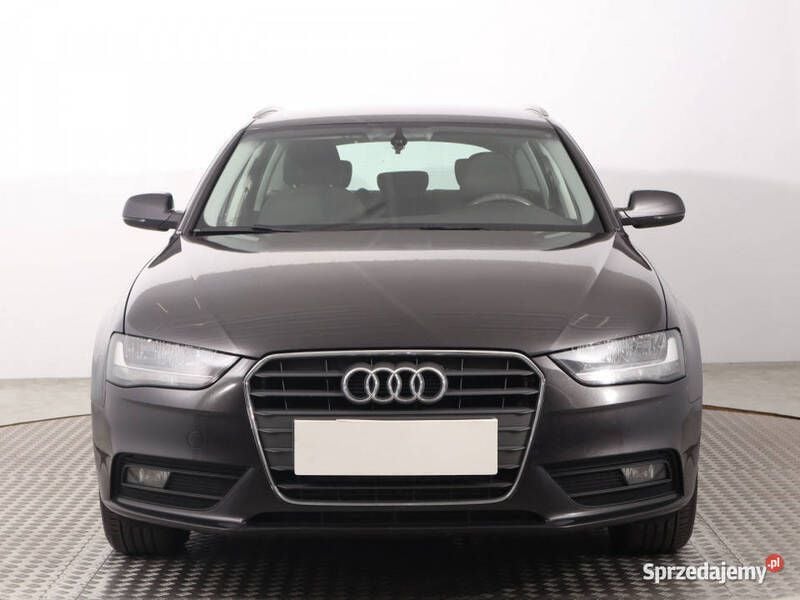 Szary Używany 2013 Audi A4 Kombi | 28 999 zł (Super Cena) - Obraz 1/4