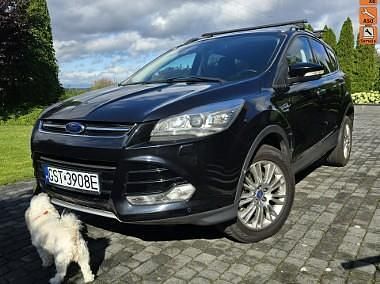 Czarny Używany 2014 Ford Kuga SUV | 47 500 zł (Uczciwa cena) - Obraz 1/4