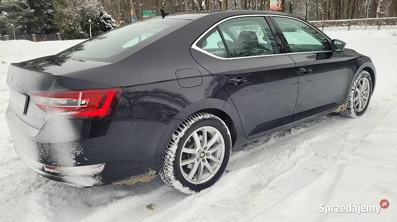 Używany Skoda Superb 2019 Czarny Sedan/Limuzyna