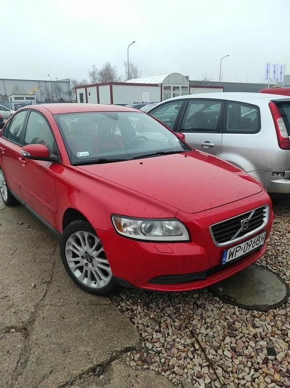 Czerwony Używany 2008 Volvo S40 Sedan/Limuzyna | 8100 zł (Uczciwa cena) - Obraz 1/4