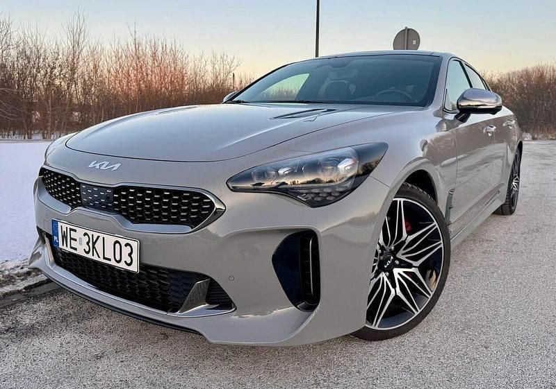 Używany Kia Stinger GT 2023 Szary Hatchback