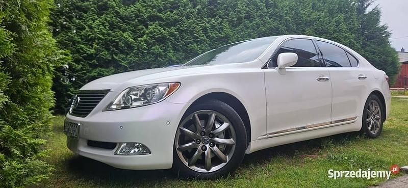 Czarny Używany 2008 Lexus LS460 Sedan/Limuzyna | 55 990 zł - Obraz 1/4