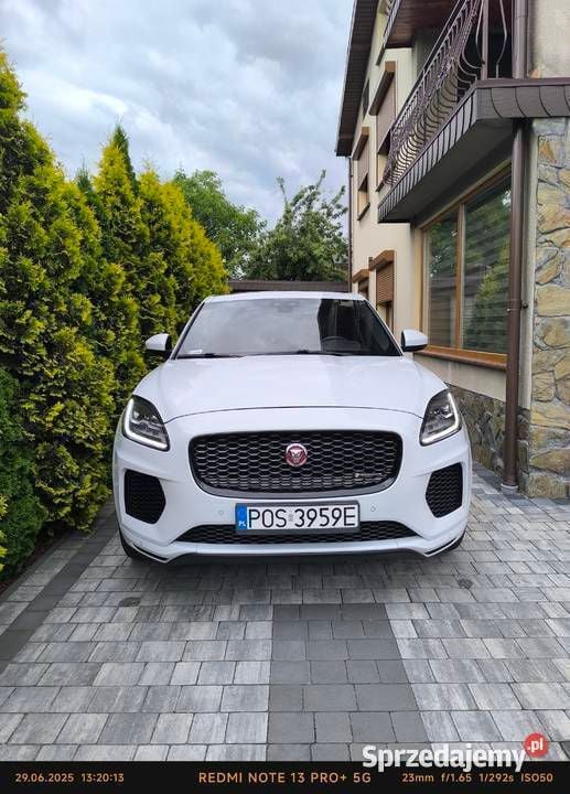 Biały Używany 2018 Jaguar E-Pace SUV | 89 000 zł (Dość drogi) - Obraz 1/4