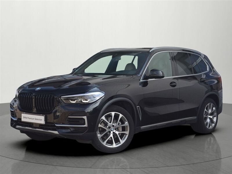 Czarny szafir metalizowany Używany 2022 BMW X5 Comfort Edition SUV | 229 900 zł (Dobra cena) - Obraz 1/3