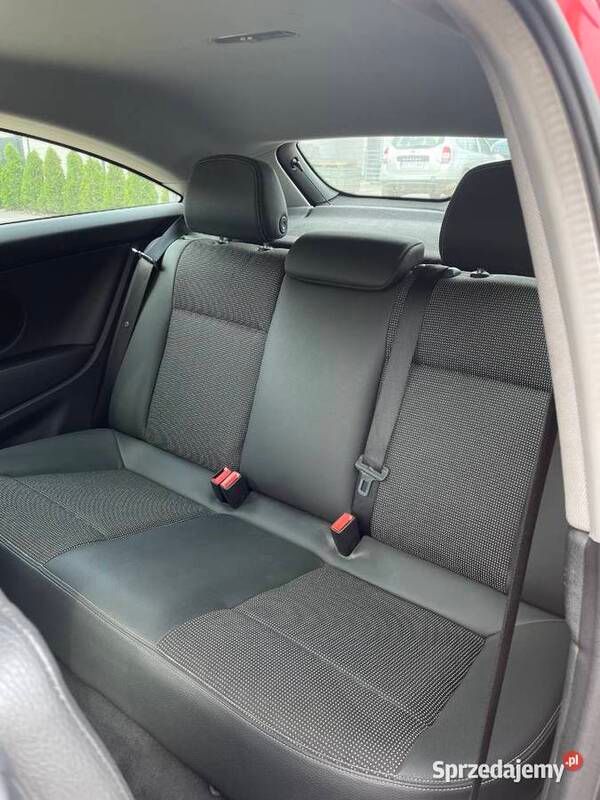 Używany Opel Astra GTC 105 KM (77 kW) 2006 Czerwony Hatchback