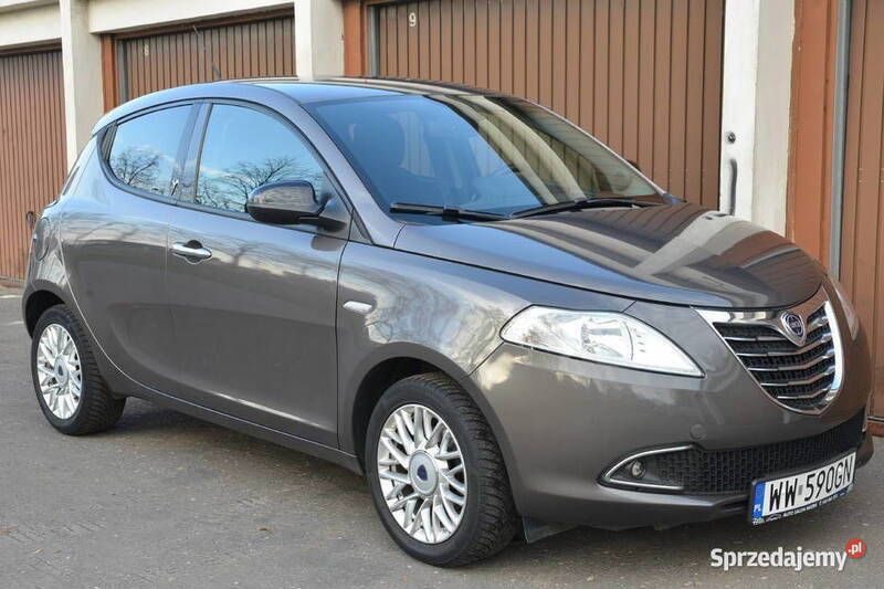 Brązowy Używany 2013 Lancia Ypsilon Hatchback | 22 900 zł - Obraz 1/4