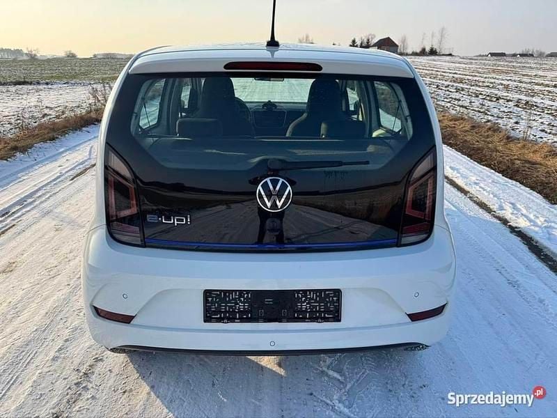 Używany VW e-up! 2021 Biały Hatchback