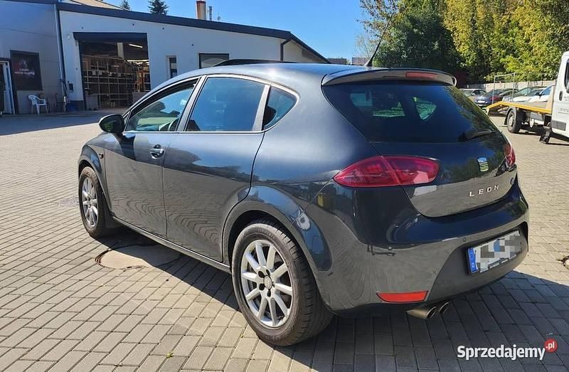 Używany Seat Leon FR 2011 Grafitowy Hatchback