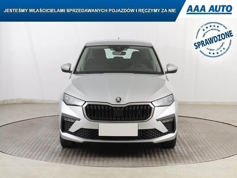 Używany Skoda Scala 2024 Srebrny Hatchback