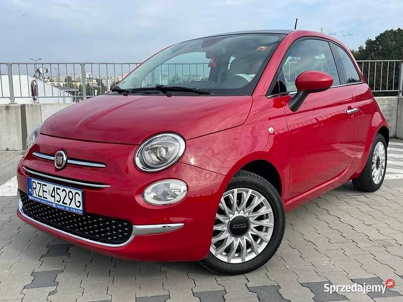 Czerwony Używany 2016 Fiat 500 Lounge Hatchback | 32 900 zł (Uczciwa cena) - Obraz 1/4