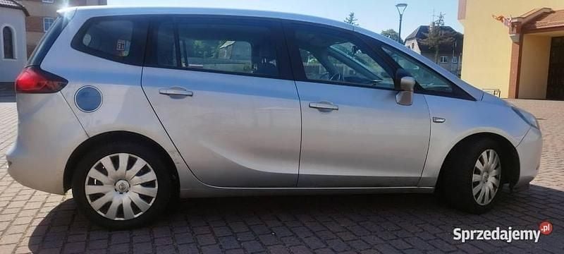 Używany 2015 Opel Zafira Tourer Minivan | 15 900 zł (Super Cena) - Obraz 1/4