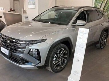 Srebrny Nowe 2025 Hyundai Tucson SUV | 190 300 zł - Obraz 1/4