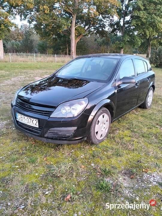 Czarny Używany 2005 Opel Astra Hatchback | 3600 zł (Dobra cena) - Obraz 1/4