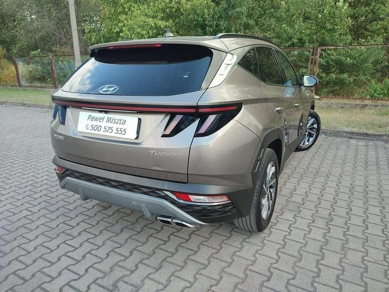 Używany Hyundai Tucson 150 KM (110 kW) 2021 Brązowy (metalik) SUV