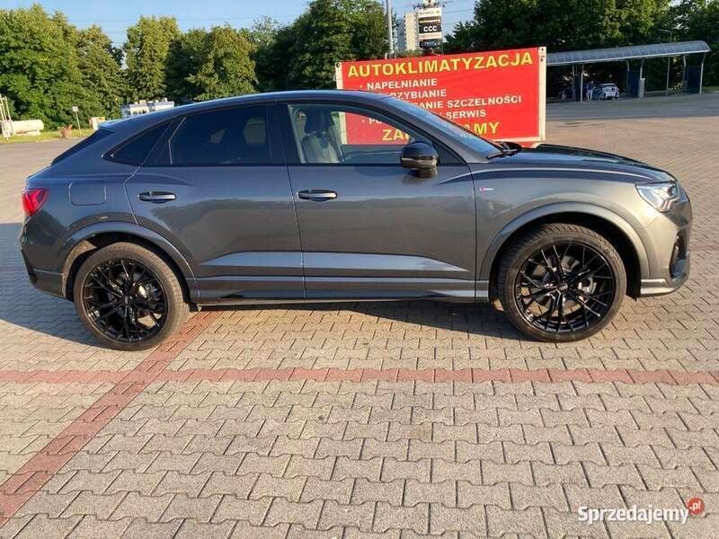 Używany Audi Q3 Sportback S-Line 2024 Szary SUV