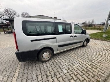 Srebrny Używany 2011 Fiat Scudo Minivan | 29 500 zł - Obraz 1/4