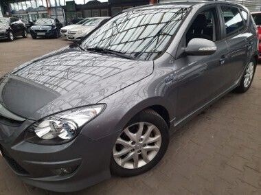 Szary Używany 2011 Hyundai i30 Hatchback | 16 800 zł - Obraz 1/4