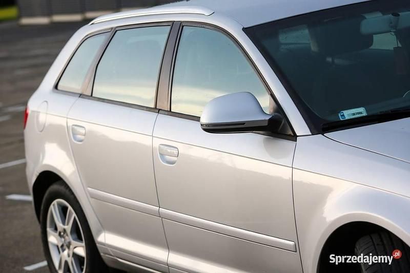 Używany Audi A3 2008 Srebrny Kombi
