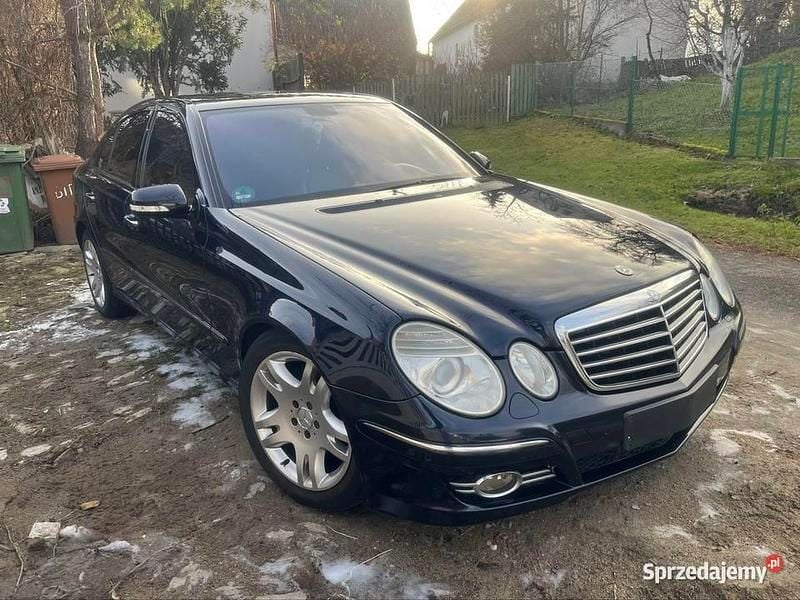 Używany 2008 Mercedes E300 Sedan/Limuzyna | 15 800 zł - Obraz 1/4