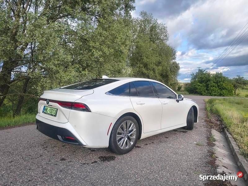 Używany Toyota Mirai 2023 Biały Sedan/Limuzyna