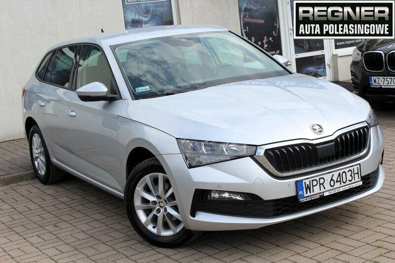 Srebrny (metalik) Używany 2020 Skoda Scala Hatchback | 54 900 zł (Uczciwa cena) - Obraz 1/4