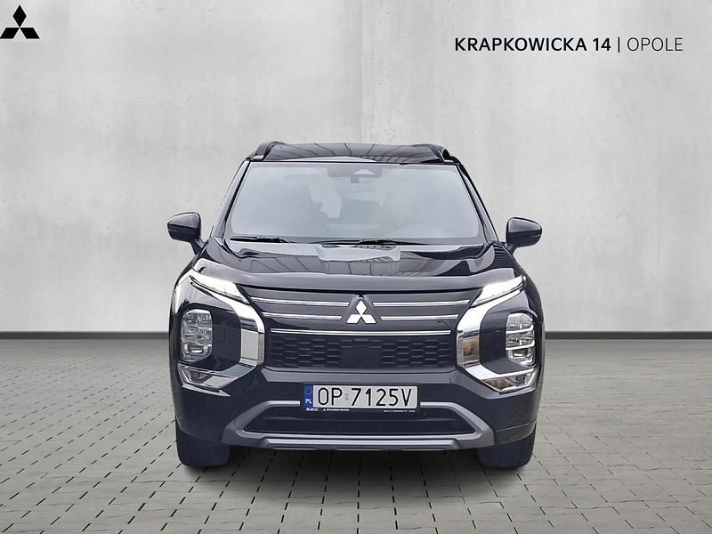 Czarny Używany 2025 Mitsubishi Outlander P-HEV SUV | 249 900 zł - Obraz 1/4