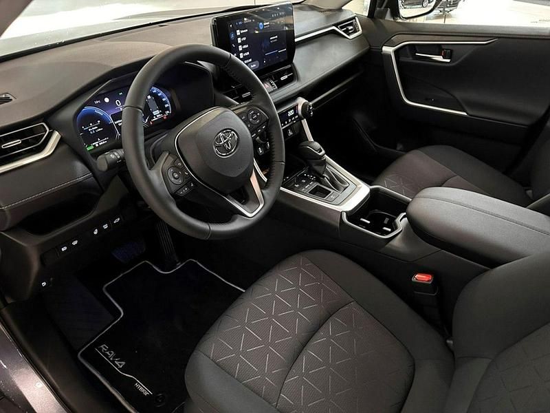 Nowe Toyota RAV4 Hybrid 218 KM (160 kW) 2025 Czarny (metalik) SUV
