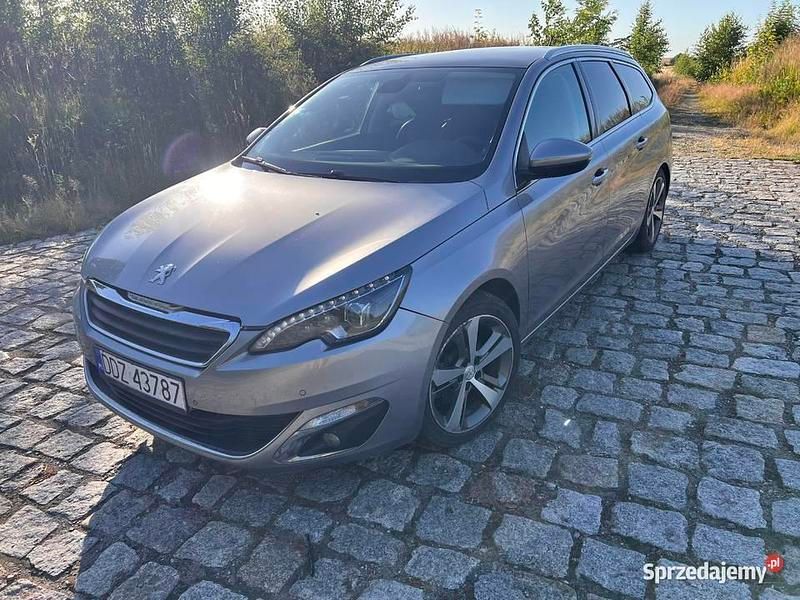 Szary Używany 2014 Peugeot 308 Allure Kombi | 33 500 zł (Dość drogi) - Obraz 1/4