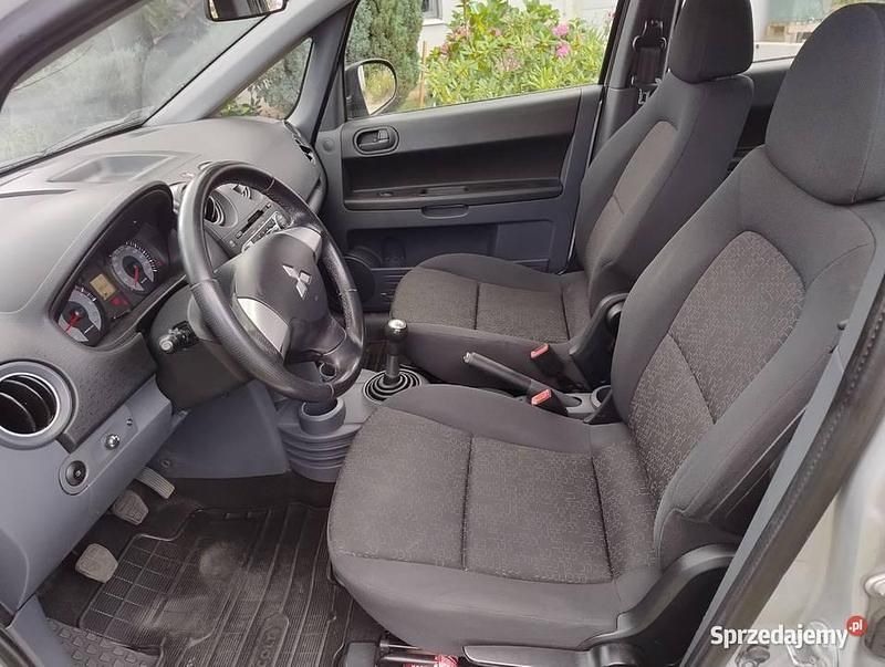 Używany Mitsubishi Colt 2009 Hatchback