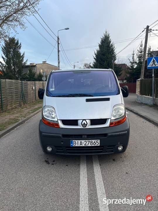 Srebrny Używany 2003 Renault Trafic Van | 15 500 zł (Uczciwa cena) - Obraz 1/4