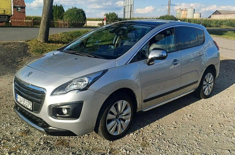 Srebrny Używany 2015 Peugeot 3008 SUV | 29 900 zł (Super Cena) - Obraz 1/4