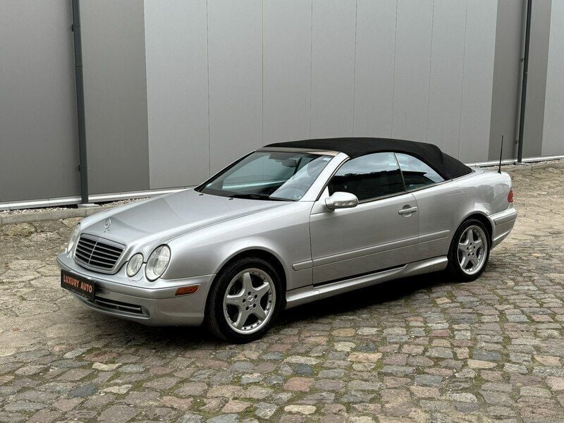Srebrny Używany 2002 Mercedes CLK55 AMG AMG Kabriolet | 65 900 zł - Obraz 1/4