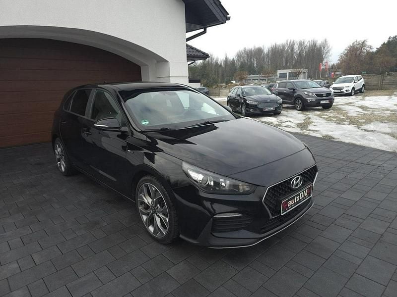 Używany Hyundai i30 N Line 140 KM (102 kW) 2018 Czarny Hatchback