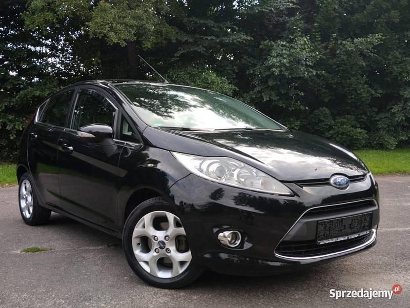 Czarny Używany 2009 Ford Fiesta Titanium Hatchback | 16 900 zł (Uczciwa cena) - Obraz 1/4
