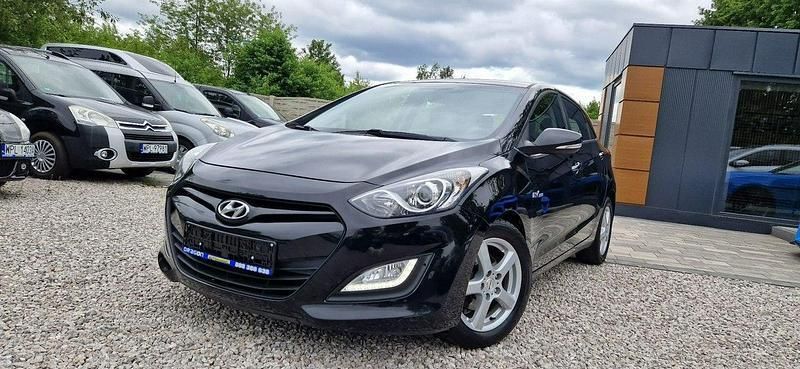 Czarny (metalik) Używany 2012 Hyundai i30 Hatchback | 25 900 zł (Uczciwa cena) - Obraz 1/4