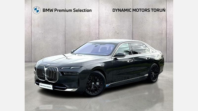 Używany BMW i7 Comfort Edition 400 kW (544 KM) 2023 Szary sophisto z brylantowym połyskiem metalizowany Sedan/Limuzyna