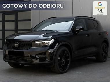 Czarny Używany 2025 Volvo XC40 Ultra SUV | 187 500 zł (Drogi) - Obraz 1/4