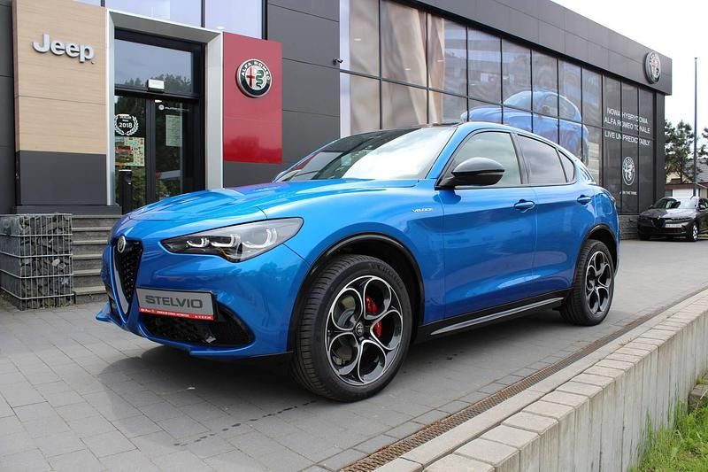 Lakier metalizowany niebieski misano blue Nowe 2025 Alfa Romeo Stelvio Veloce SUV | 258 900 zł - Obraz 1/4