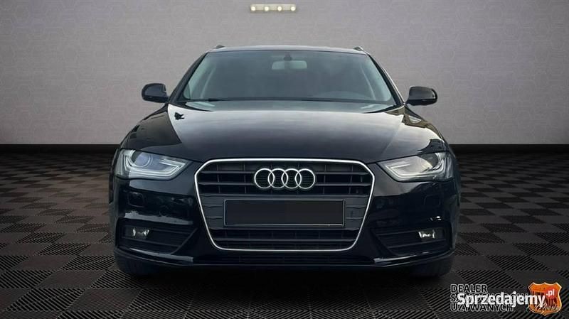 Czarny (metalik) Używany 2013 Audi A4 Comfort Kombi | 36 000 zł (Super Cena) - Obraz 1/4