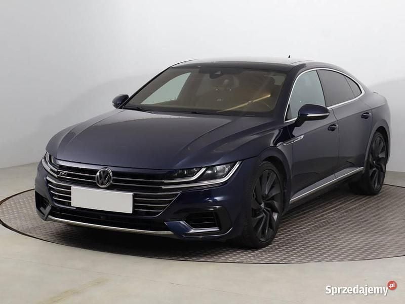 Używany VW Arteon 2017 Niebieski Sedan/Limuzyna